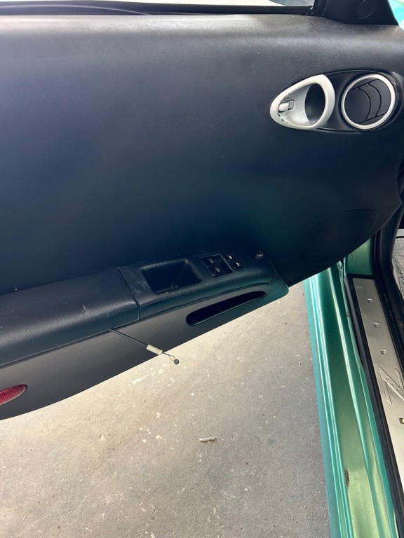 2004 Nissan 350Z Image 7