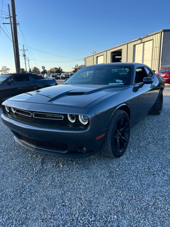 2018 Dodge Challenger Image 1