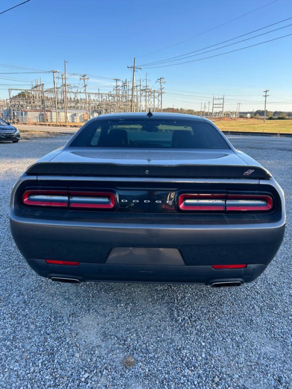 2018 Dodge Challenger Image 5