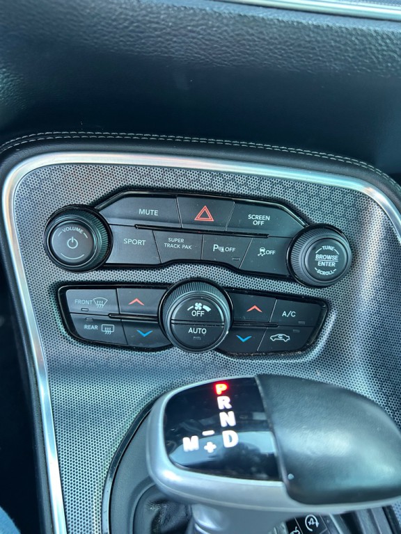 2018 Dodge Challenger Image 16