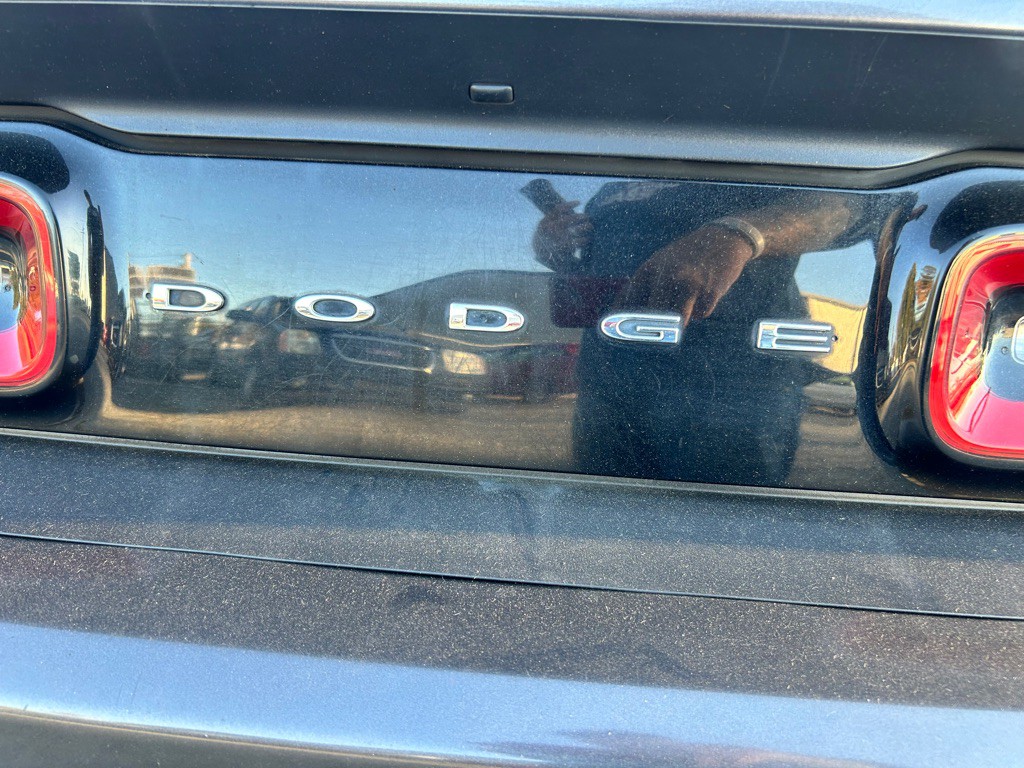 2018 Dodge Challenger Image 25