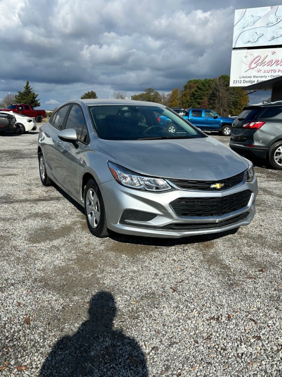 2018 Chevrolet Cruze Image 3