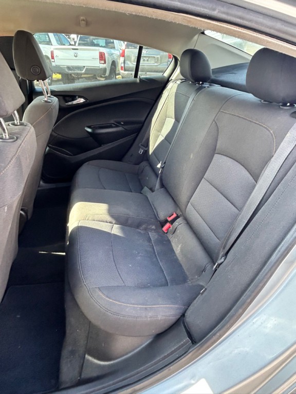 2018 Chevrolet Cruze Image 9