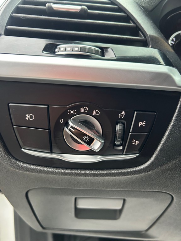 2018 BMW X3 Image 12