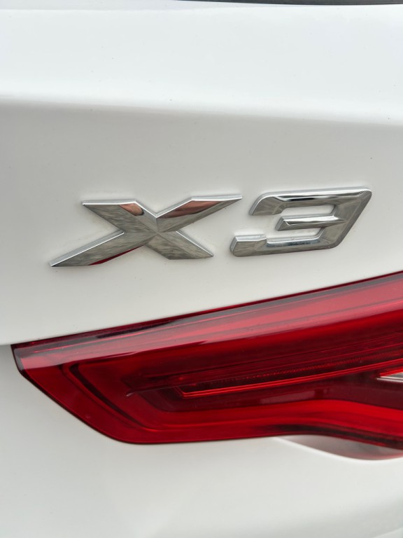 2018 BMW X3 Image 25