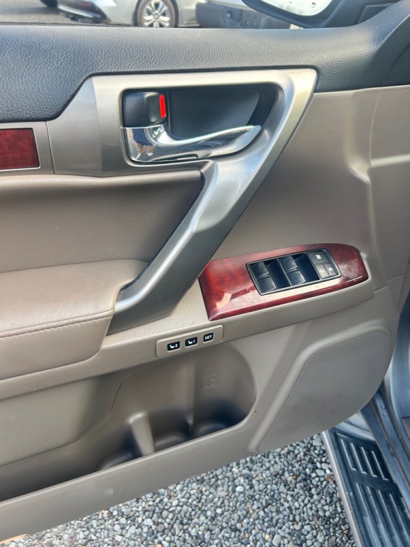 2013 Lexus GX Image 5