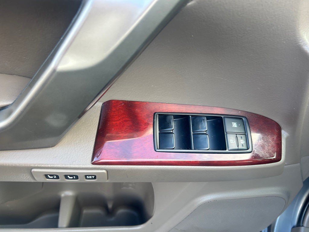 2013 Lexus GX Image 6