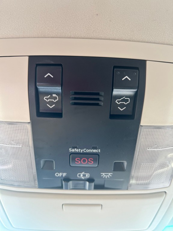 2013 Lexus GX Image 21