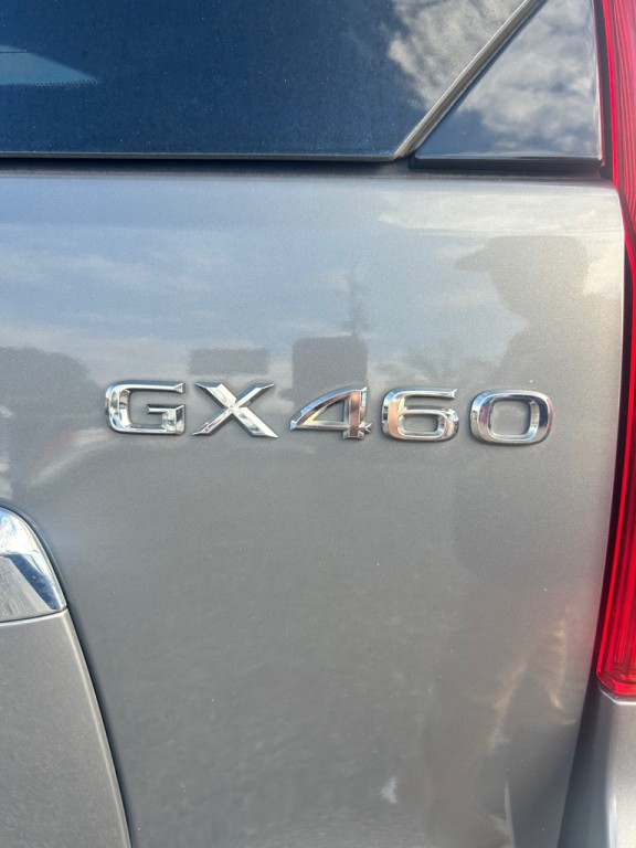 2013 Lexus GX Image 26