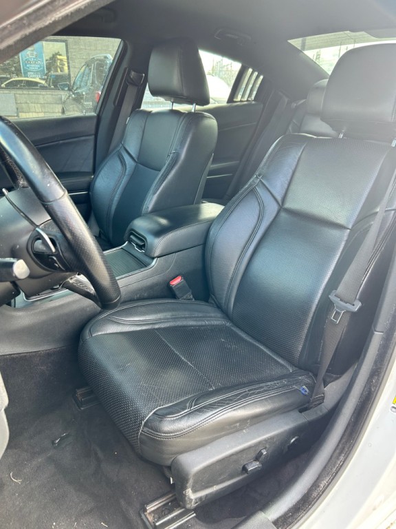 2018 Dodge Charger Image 9