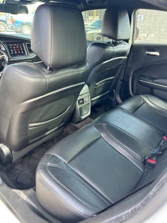 2018 Dodge Charger Image 11