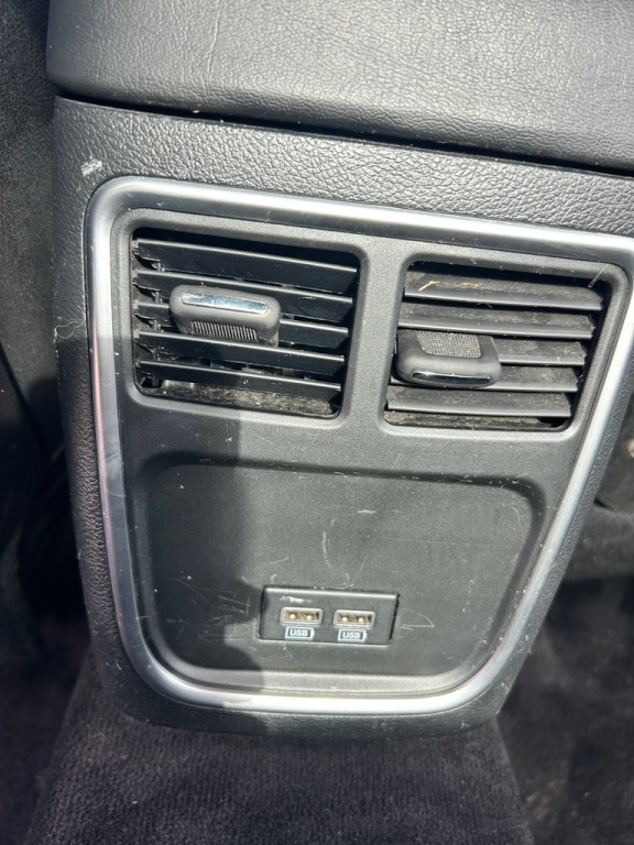 2018 Dodge Charger Image 12