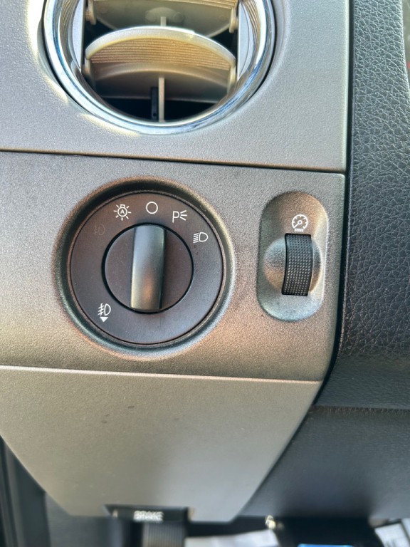 2007 Ford F-150 Image 11