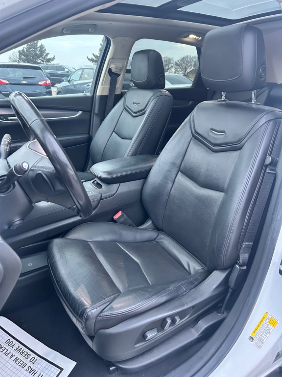 2018 Cadillac XT5 Image 8