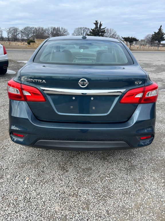 2016 Nissan Sentra Image 4