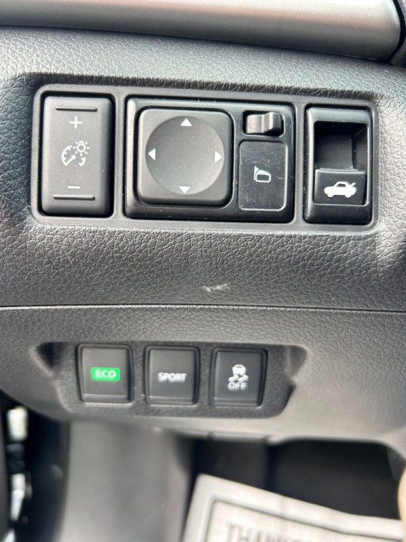 2016 Nissan Sentra Image 11