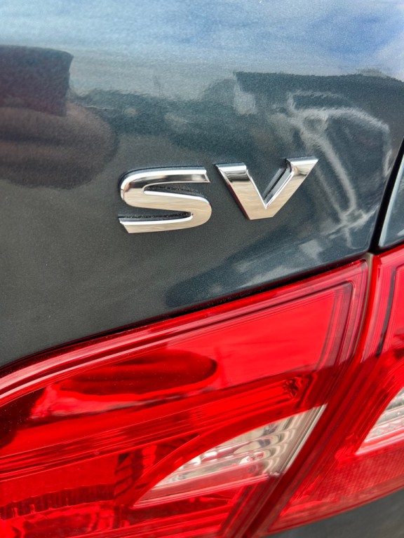 2016 Nissan Sentra Image 19