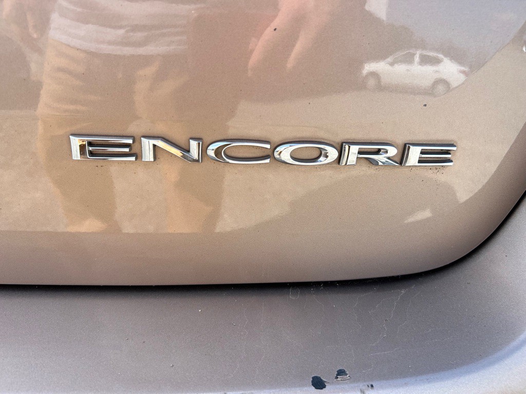 2018 Buick Enclave Image 18