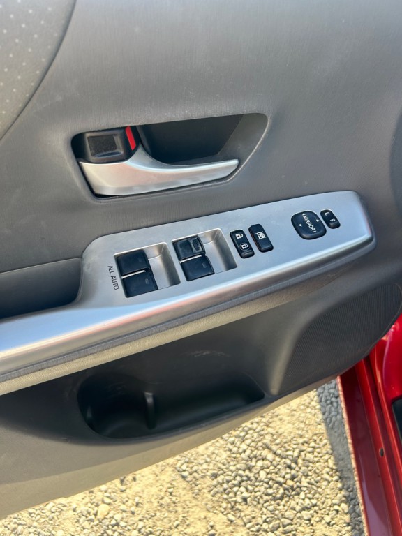 2014 Toyota Prius Image 4