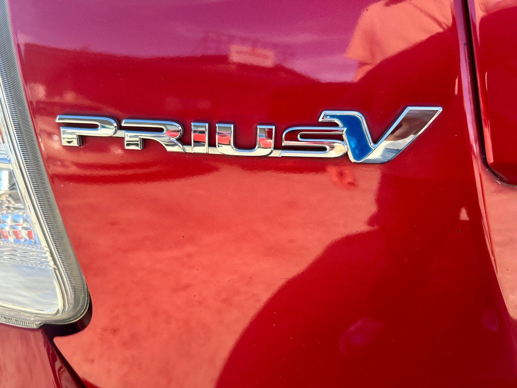 2014 Toyota Prius Image 17