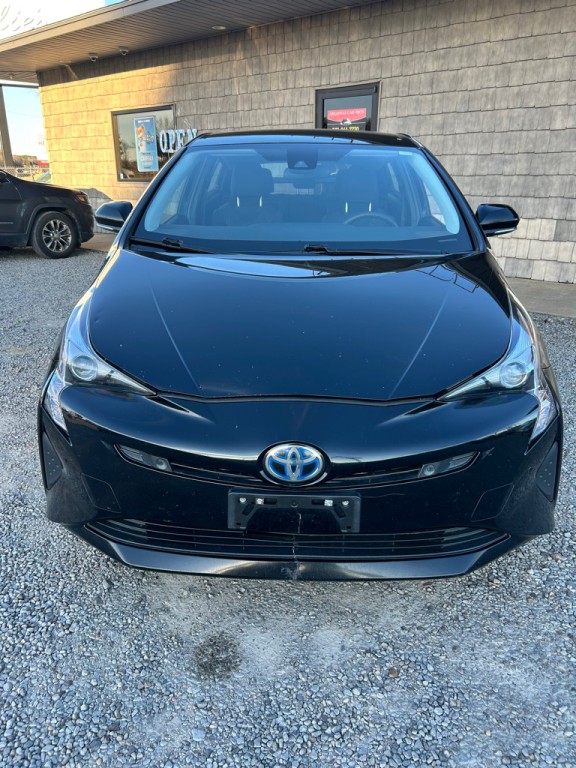 2017 Toyota Prius Image 2