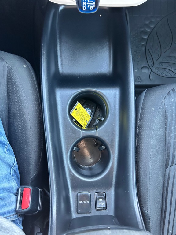 2017 Toyota Prius Image 16