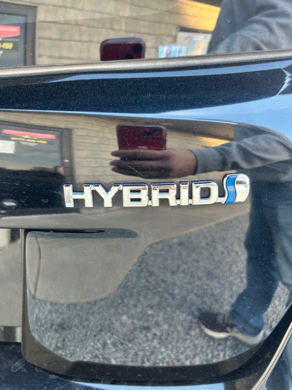 2017 Toyota Prius Image 21