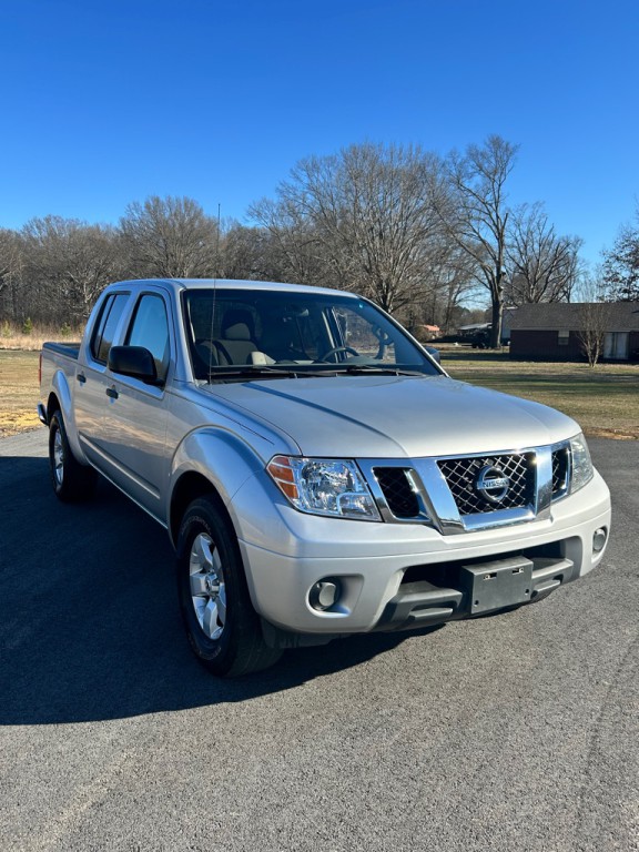 2012 Nissan Frontier Image 3