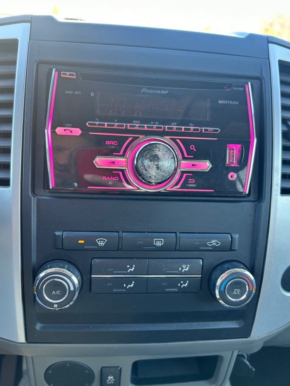 2012 Nissan Frontier Image 14