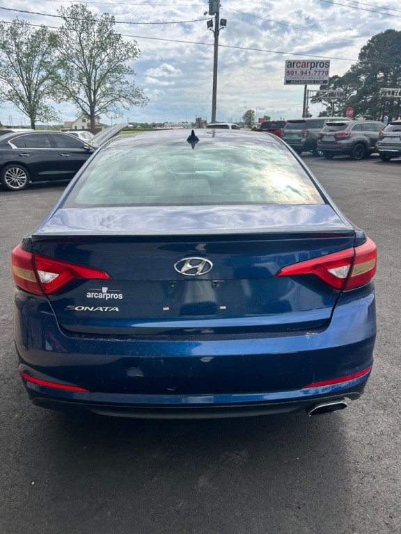 2017 Hyundai Sonata Image 4