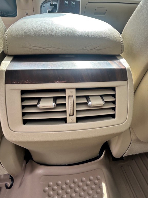 2013 Toyota Venza Image 11