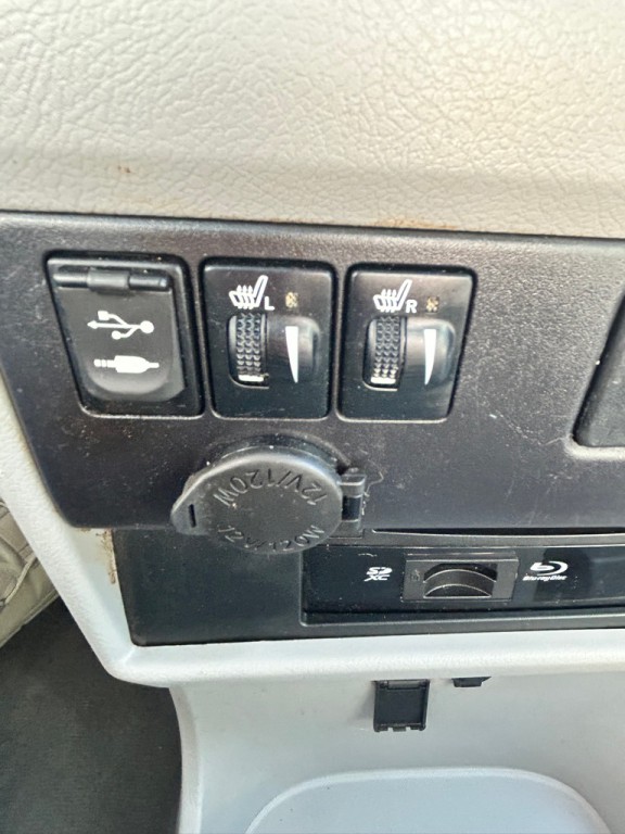 2015 Toyota Sienna Image 20