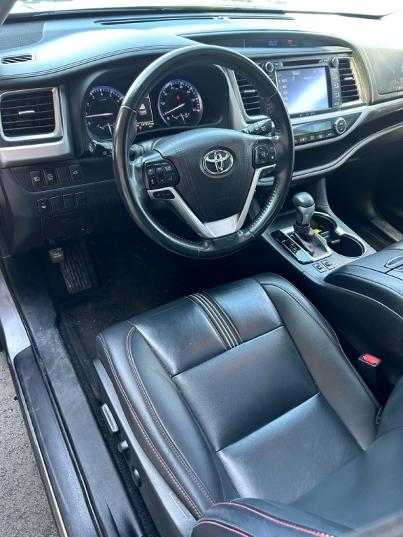2019 Toyota Highlander Image 7