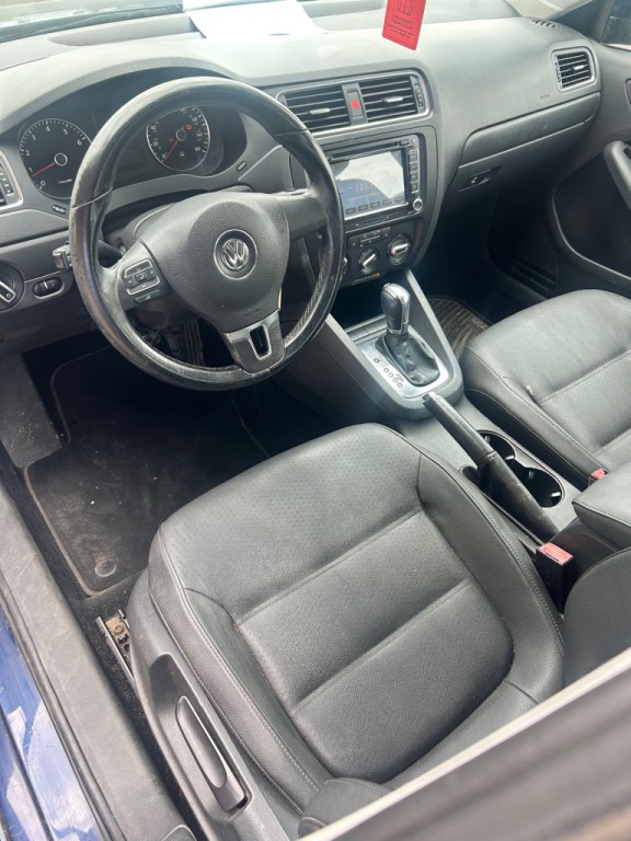 2012 Volkswagen Jetta Image 7