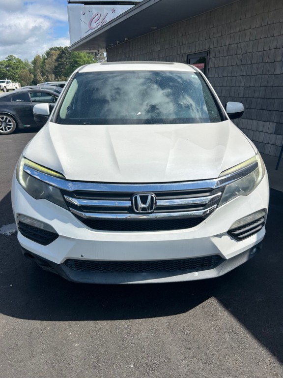 2018 Honda Pilot Image 2