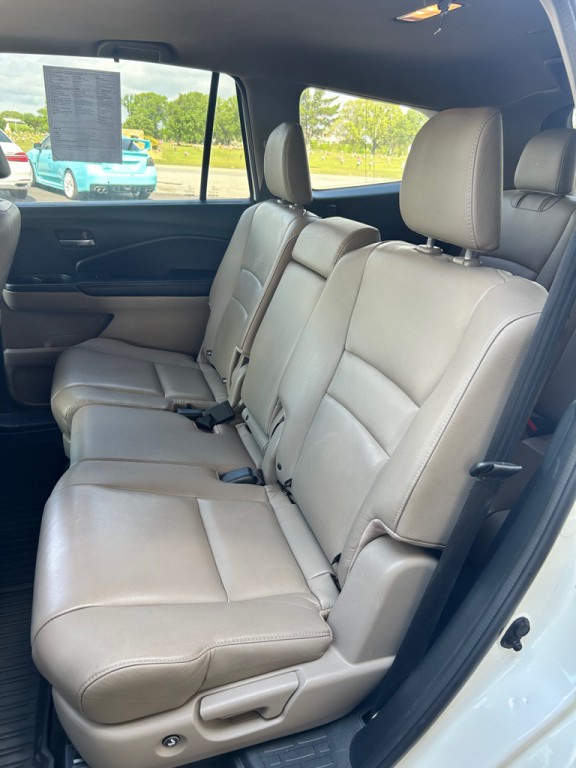2018 Honda Pilot Image 9