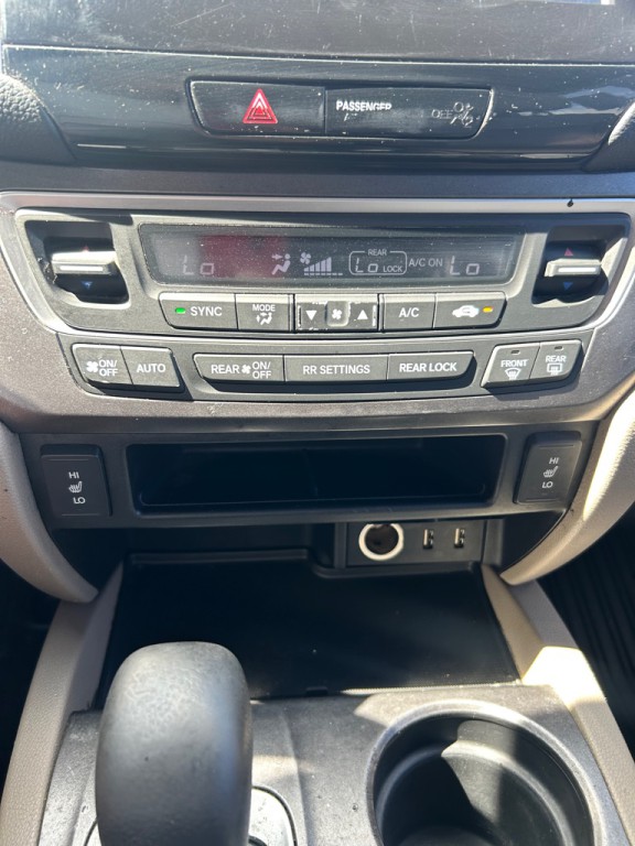 2018 Honda Pilot Image 17