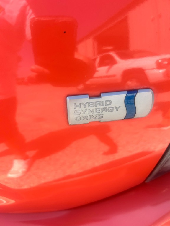 2012 Toyota Prius Image 16