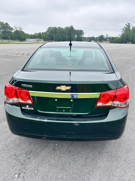 2014 Chevrolet Cruze Image 4