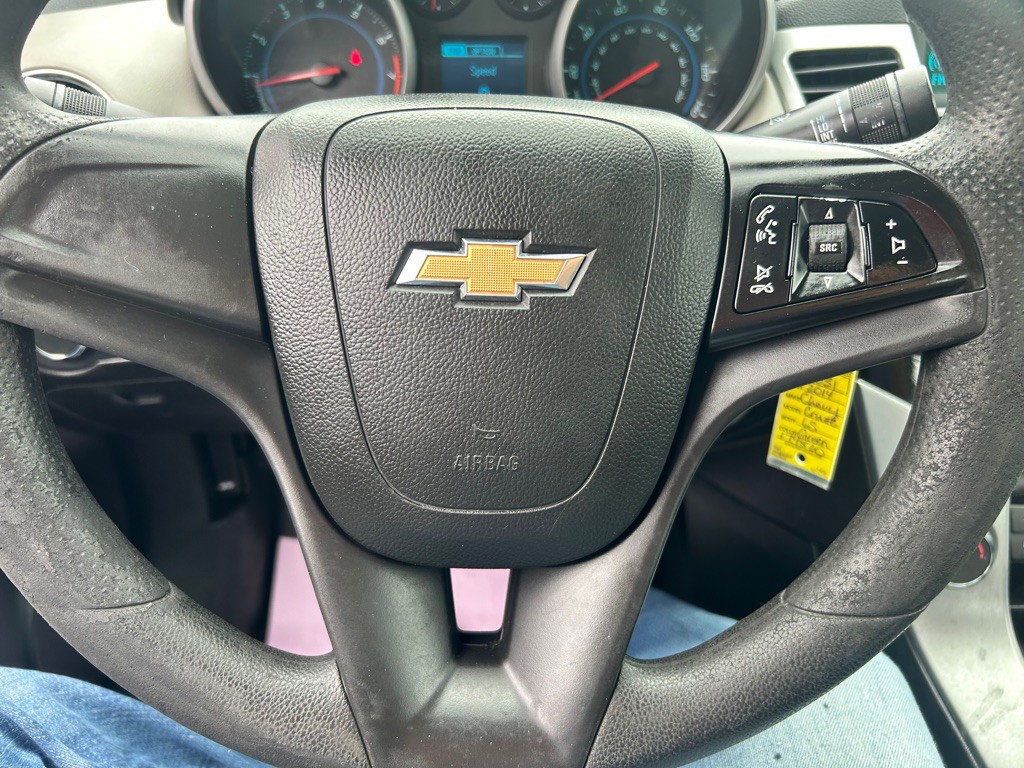 2014 Chevrolet Cruze Image 12