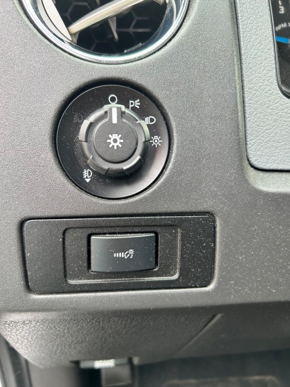 2013 Ford F-150 Image 12