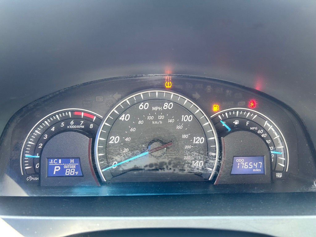 2012 Toyota Camry Image 14