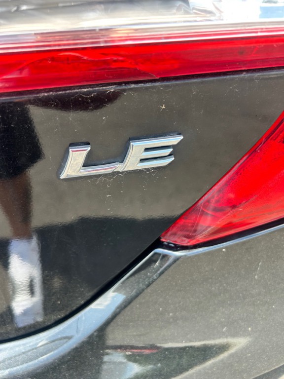 2012 Toyota Camry Image 18