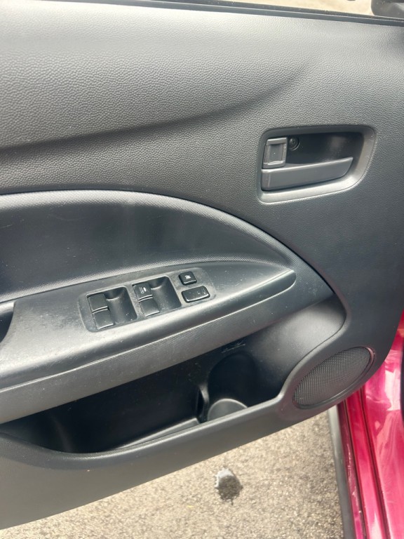 2020 Mitsubishi Mirage Image 6