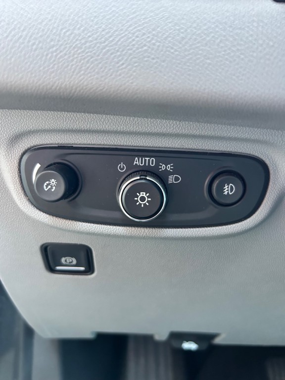 2018 GMC Terrain Image 11