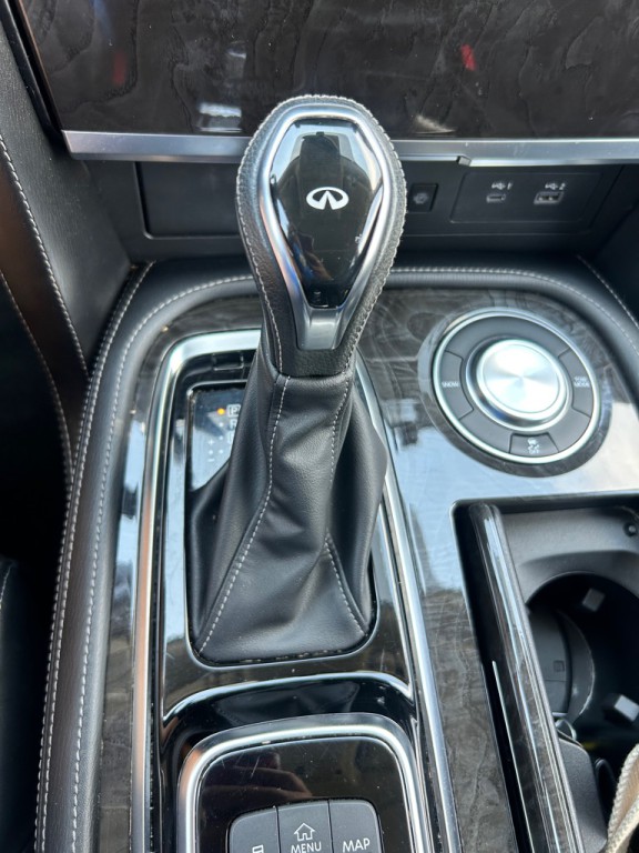 2024 INFINITI QX80 Image 18