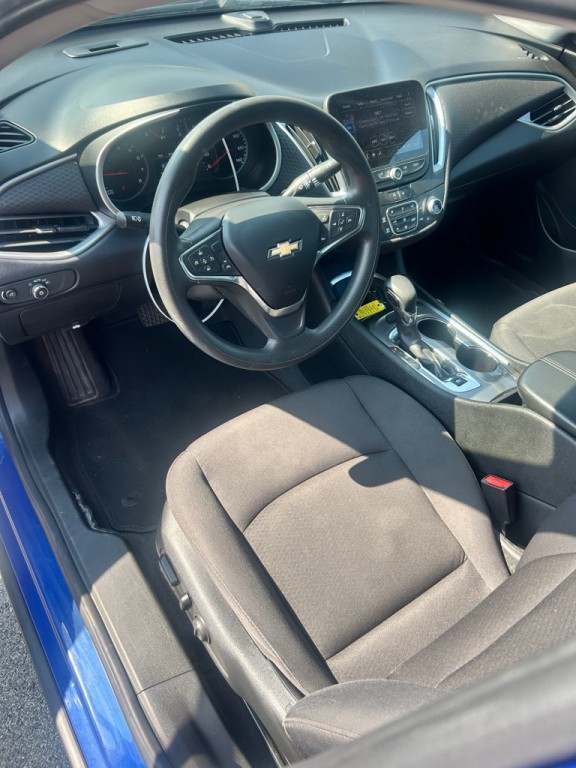 2023 Chevrolet Malibu Image 9
