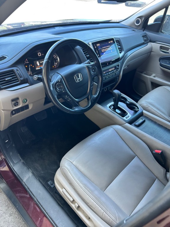 2017 Honda Pilot Image 10