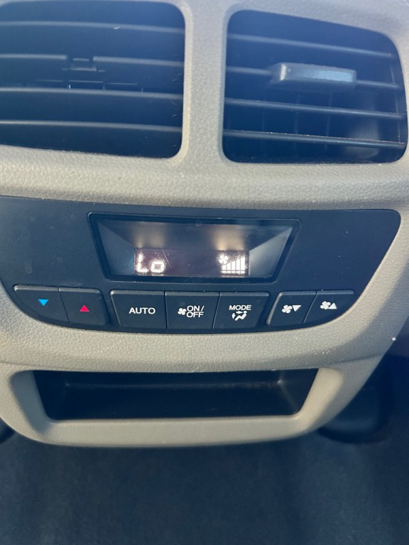 2017 Honda Pilot Image 15
