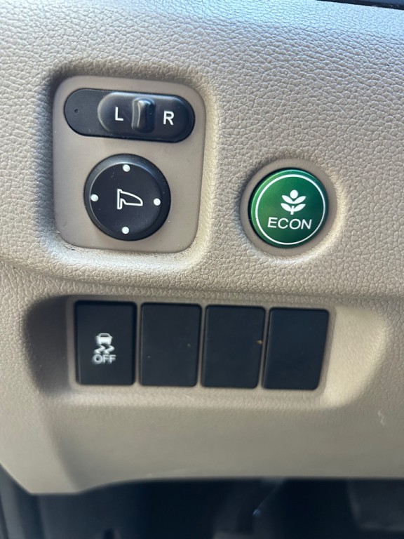 2017 Honda Pilot Image 16